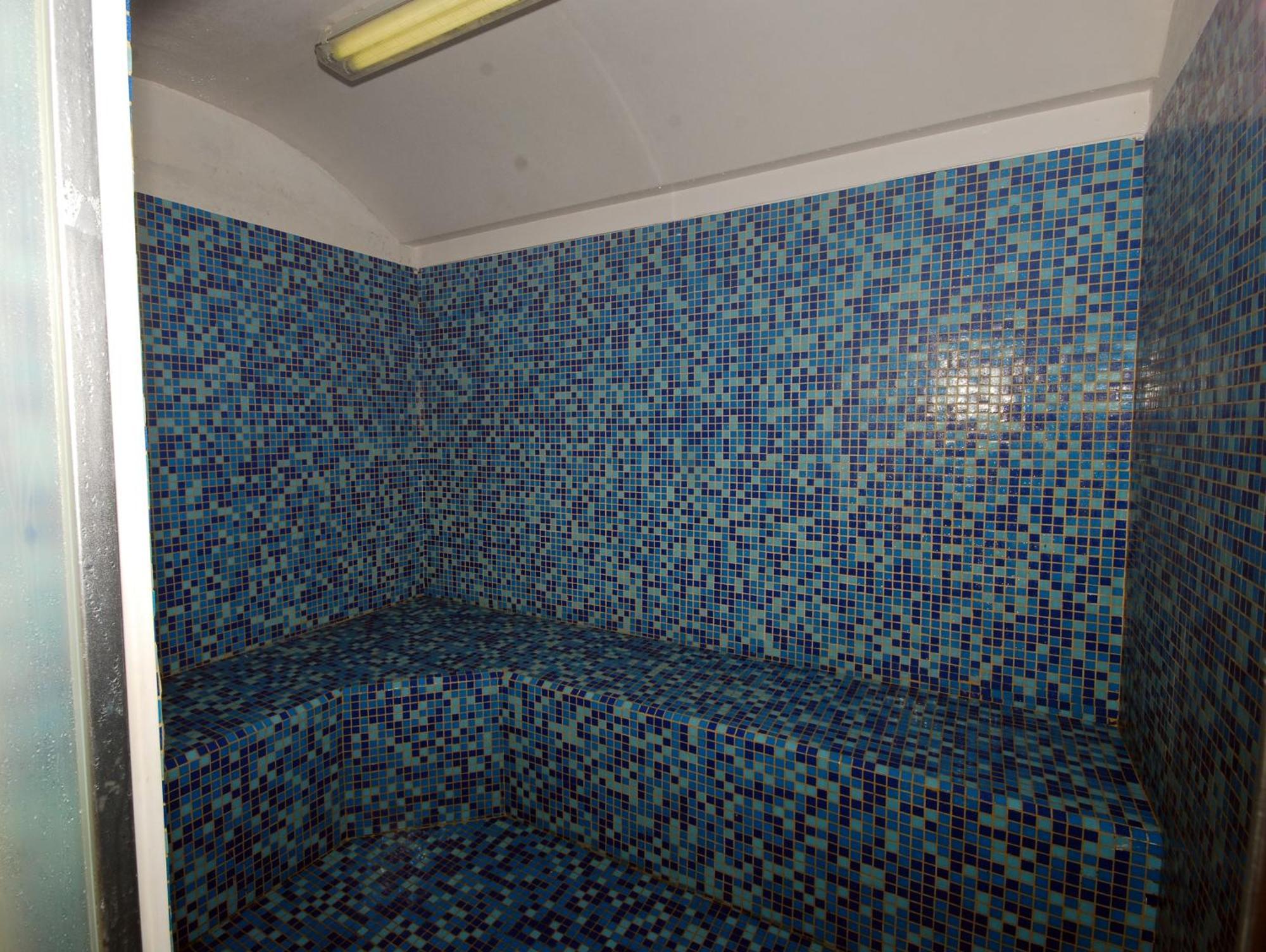 Ramee Rose Hotel Apartments Abu Dhabi Ngoại thất bức ảnh