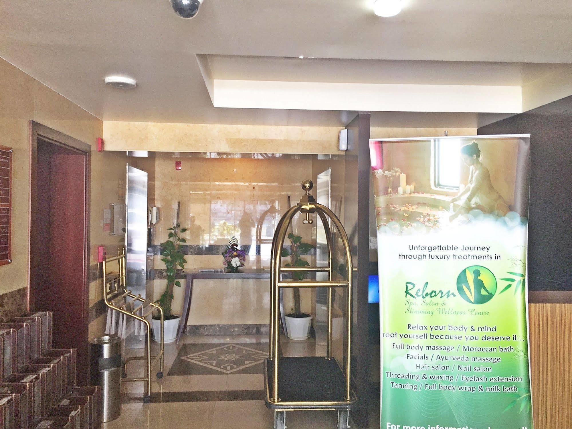 Ramee Rose Hotel Apartments Abu Dhabi Ngoại thất bức ảnh