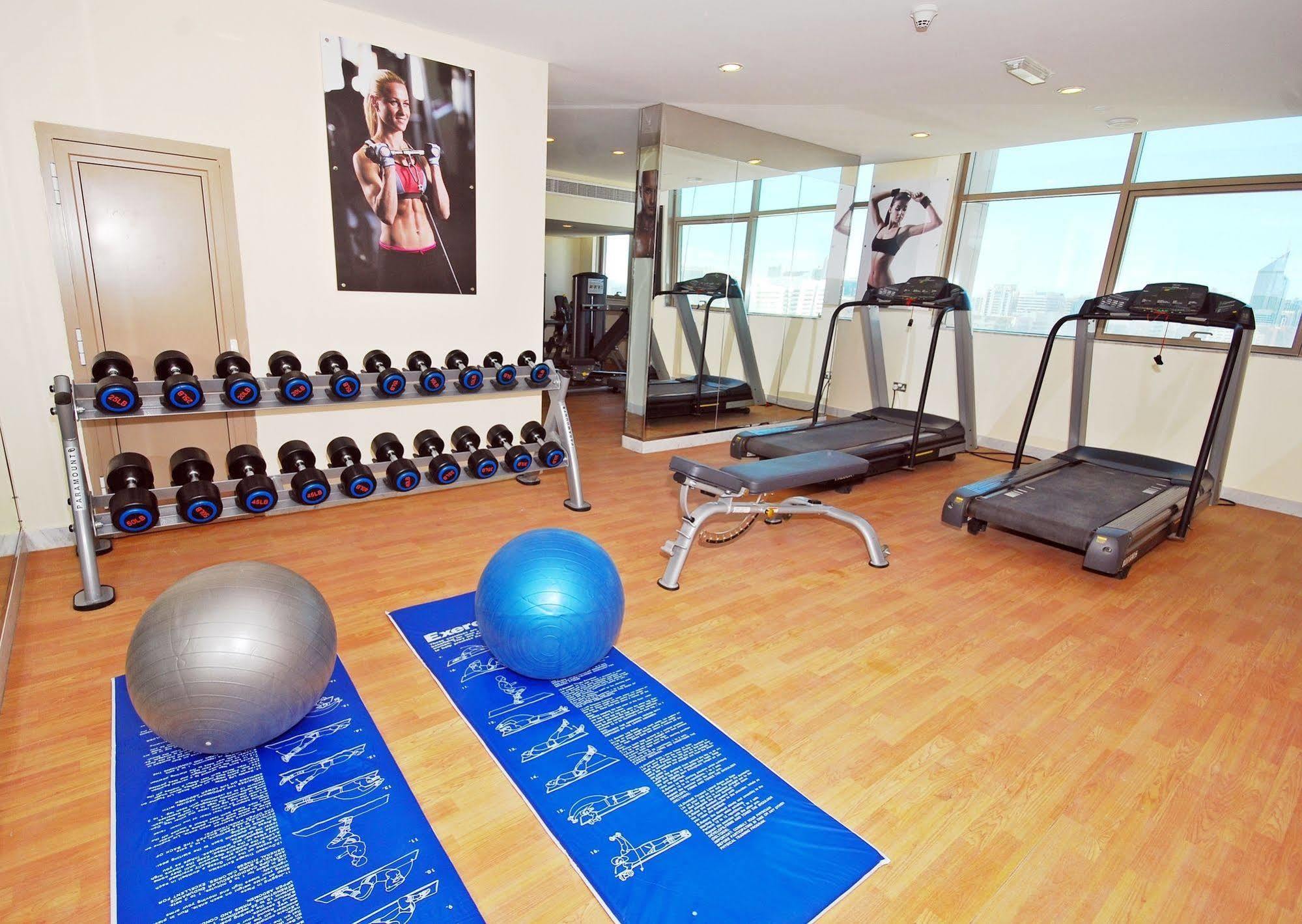 Ramee Rose Hotel Apartments Abu Dhabi Ngoại thất bức ảnh