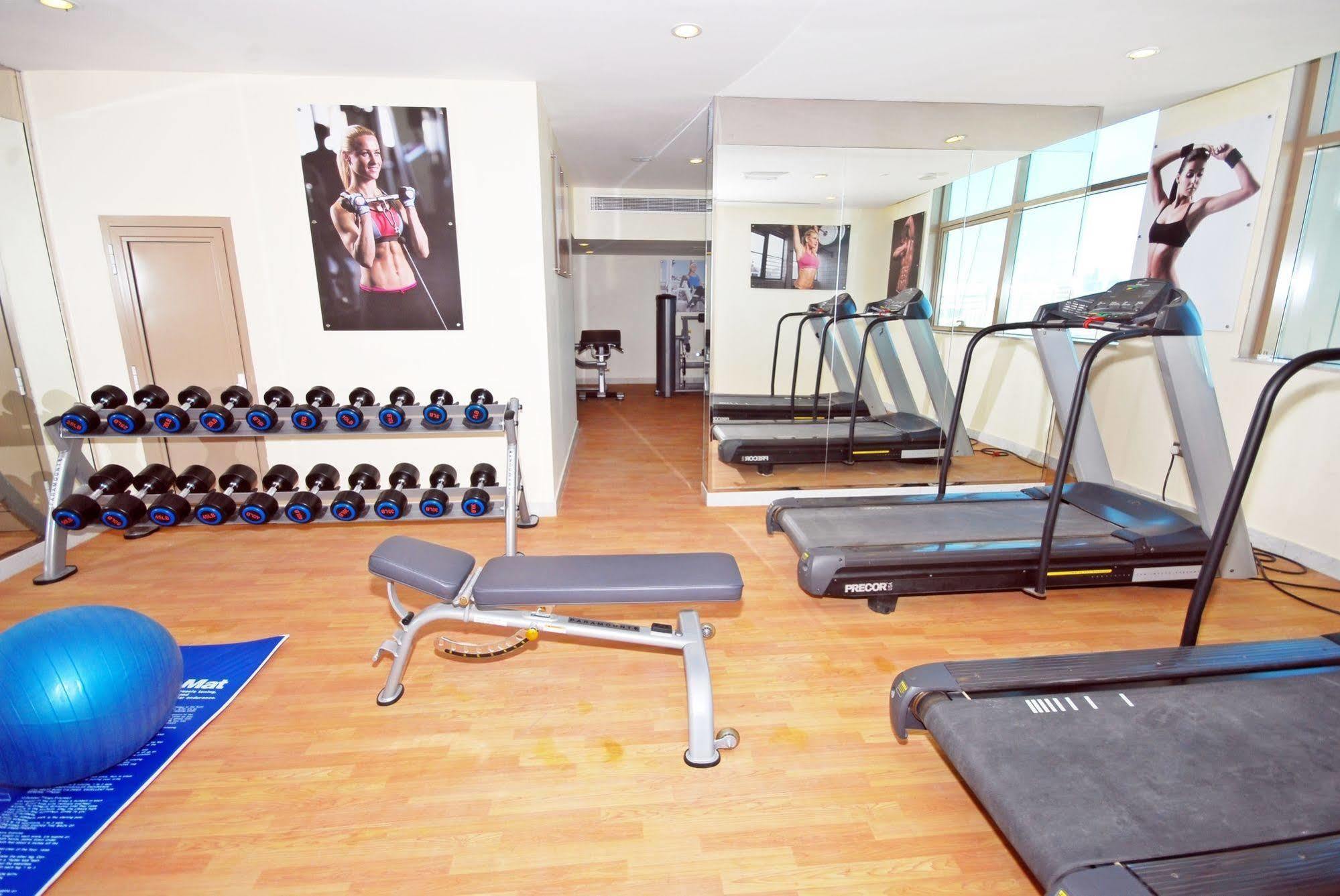 Ramee Rose Hotel Apartments Abu Dhabi Ngoại thất bức ảnh